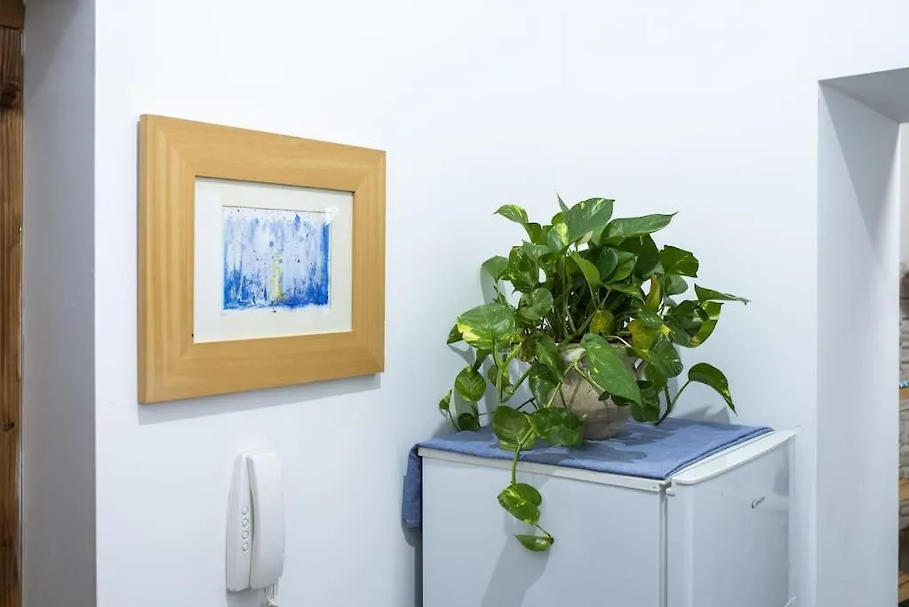 Casa Dell'Artista Cozy Apt In Vucciria Palermo Italy