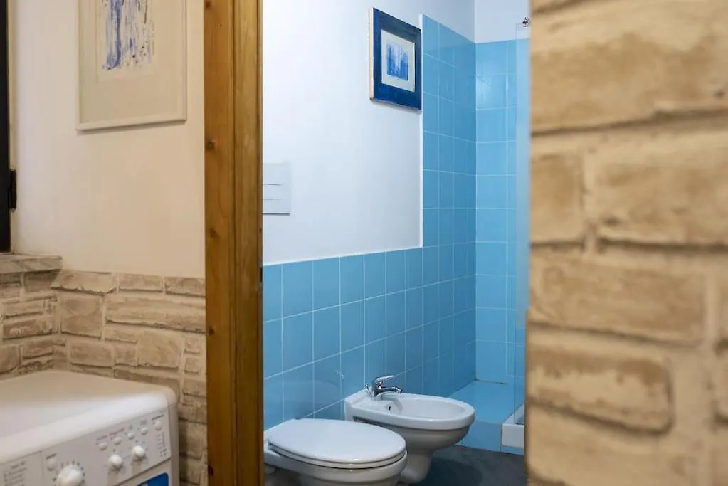 Apartment Casa Dell'Artista Cozy Apt In Vucciria Palermo Italy